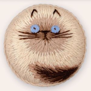 Риолис Брошь. Мурзик